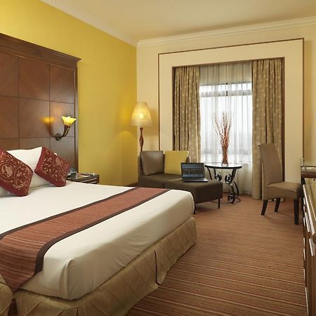 Holiday Villa City Center ألور سيتار المظهر الخارجي الصورة