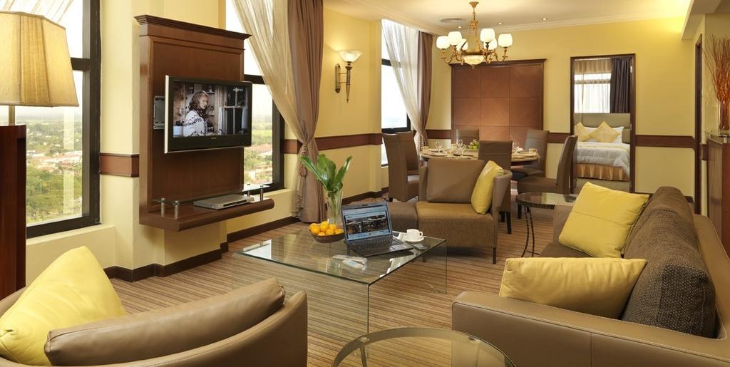 Holiday Villa City Center ألور سيتار المظهر الخارجي الصورة