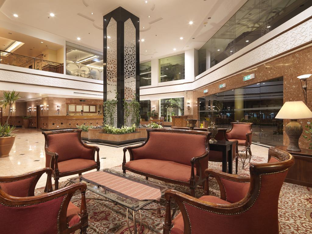 Holiday Villa City Center ألور سيتار المظهر الداخلي الصورة